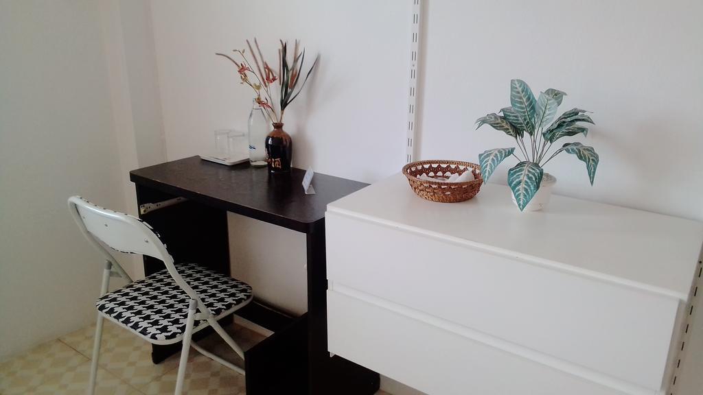 Corner Cafe Bed & Breakfast Hua Hin Exterior foto