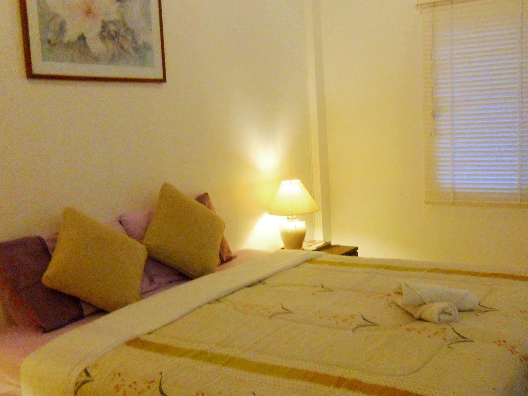 Corner Cafe Bed & Breakfast Hua Hin Exterior foto